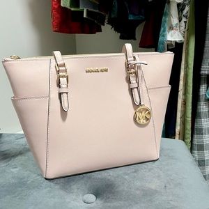 Brand New! MICHAEL Michael Kors Charlotte Tote in Powder Blush!